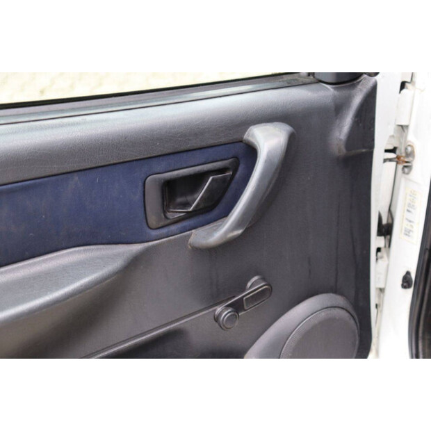 2007 Peugeot PARTNER-48091718