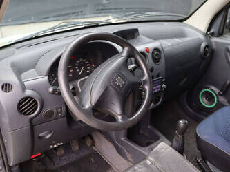 2007-peugeot-partner-1466957-48091720