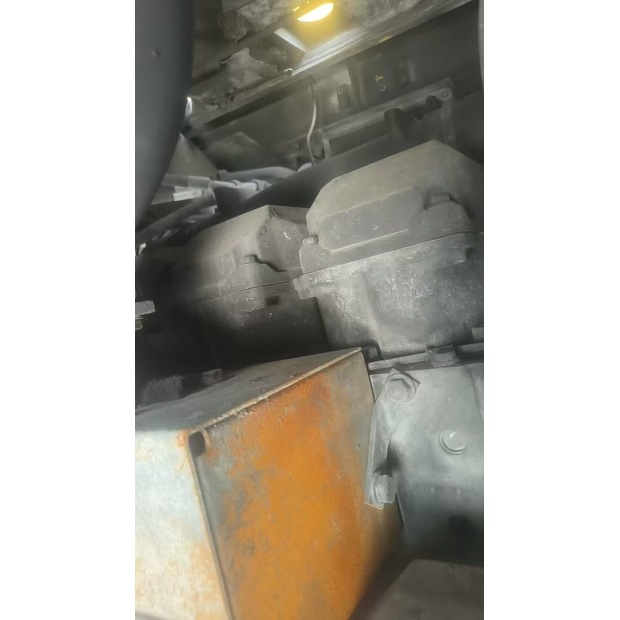 2015 Komatsu HD465-7-48091877