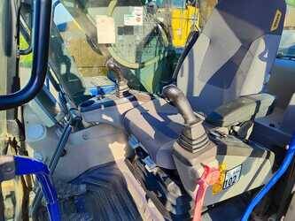 2014-volvo-ec220dl-1458979-48098576