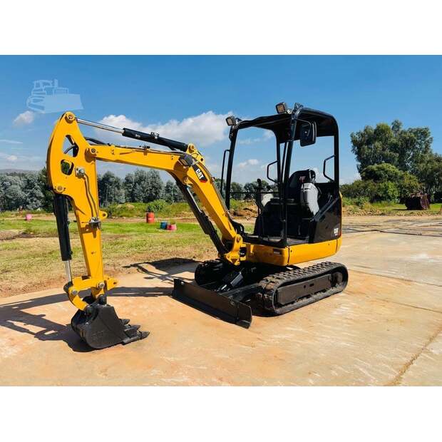 2015 Caterpillar 301.7D-48099209