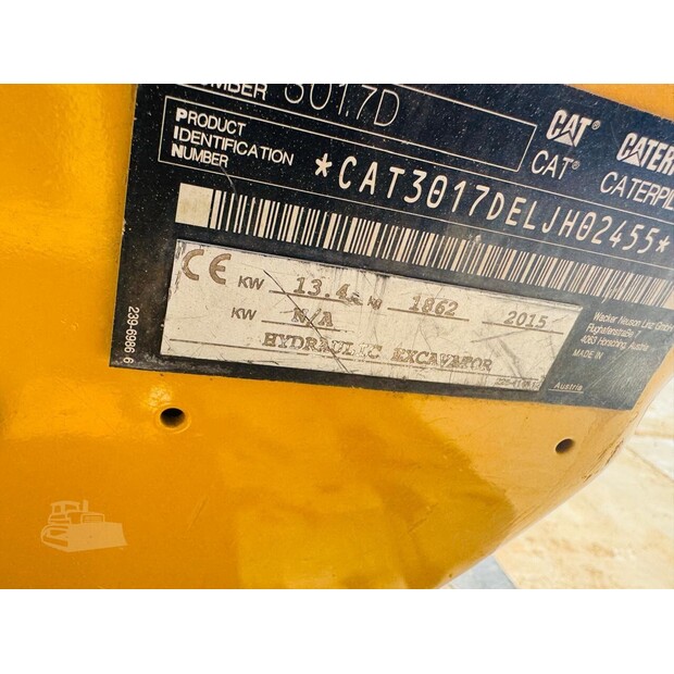 2015 Caterpillar 301.7D-48099216