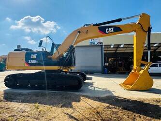 2015-caterpillar-320d2l-1467004-48099295