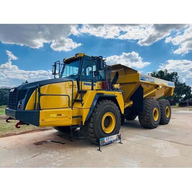 2018 كوماتسو HM400-3R-48099984