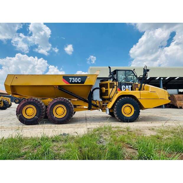2015 Caterpillar 730C-48100001