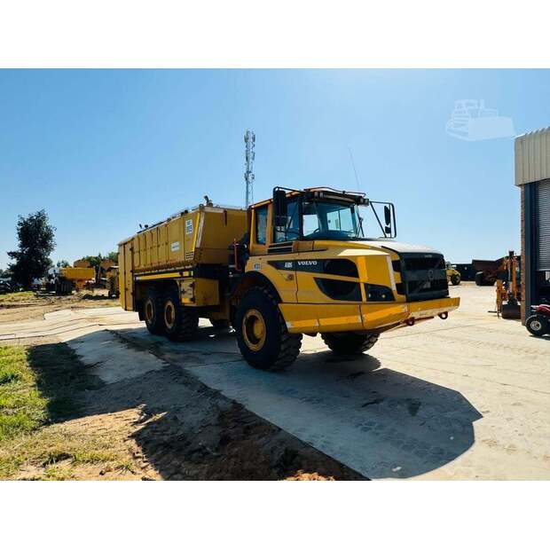 2017 فولفو A30G-48100147
