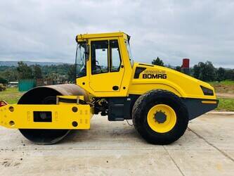 2015-bomag-bw211d-40-48100210