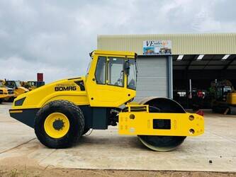 2015-bomag-bw211d-40-48100214