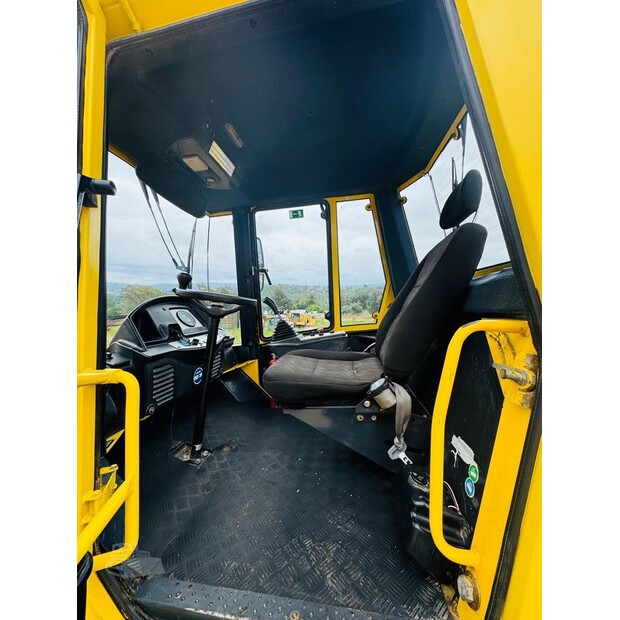 2015 BOMAG BW211D-40-48100219