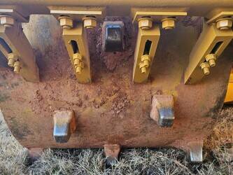 2007-caterpillar-826h-48100229