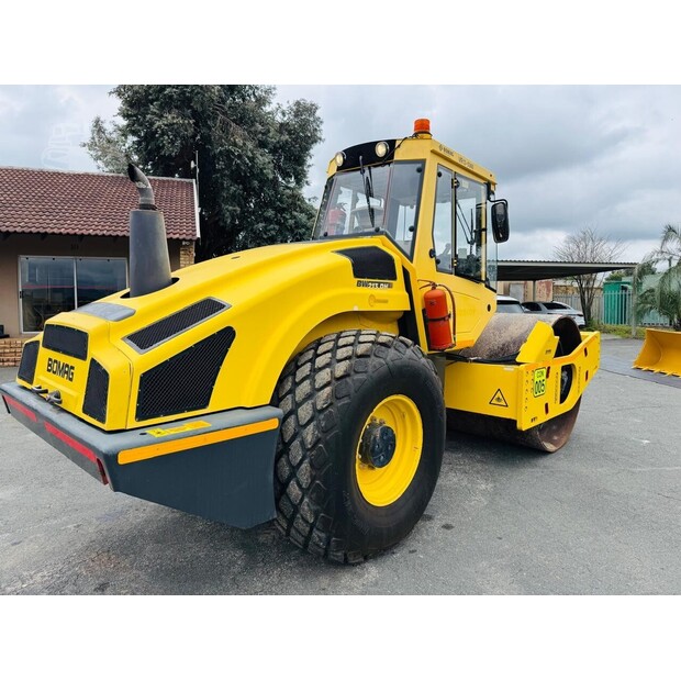2013 BOMAG BW213DH-4 BVC-48100406