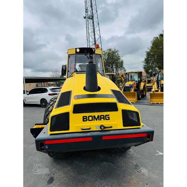 2013 BOMAG BW213DH-4 BVC-48100409