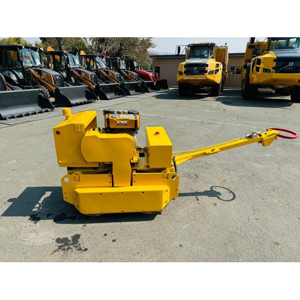 2005 VIBROMAX 1500-48100414
