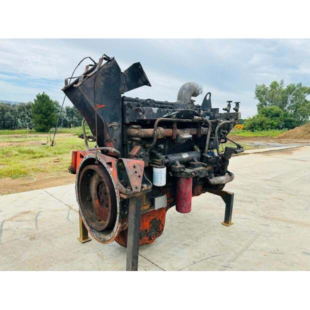 1991 CUMMINS M11-48100529
