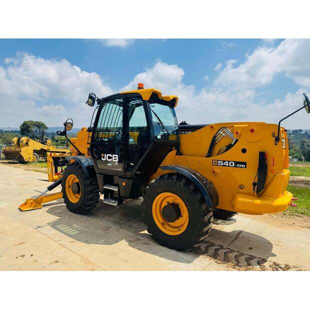 2021 JCB 540-170-48100586