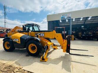 2021-jcb-540-140-1467071-48100676