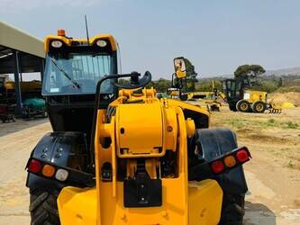 2021-jcb-540-140-1467072-48100702