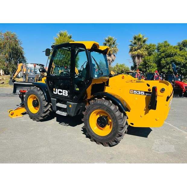 2017 JCB 535-125-48100720
