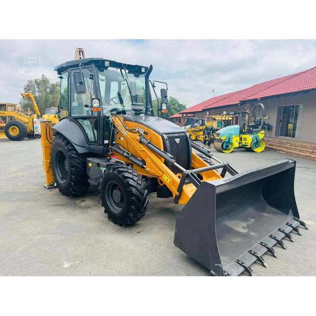 2026 CASE 770NX-48100764