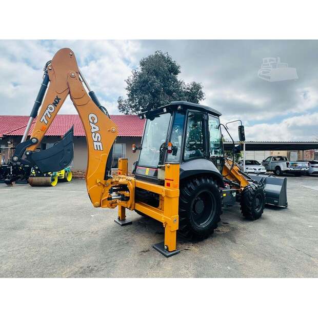 2026 CASE 770NX-48100781