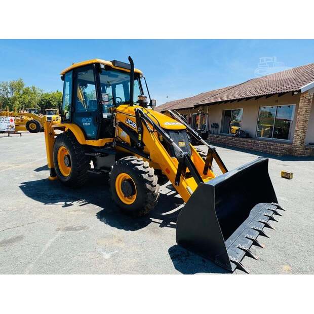 2026 JCB 3DX Plus-48100818