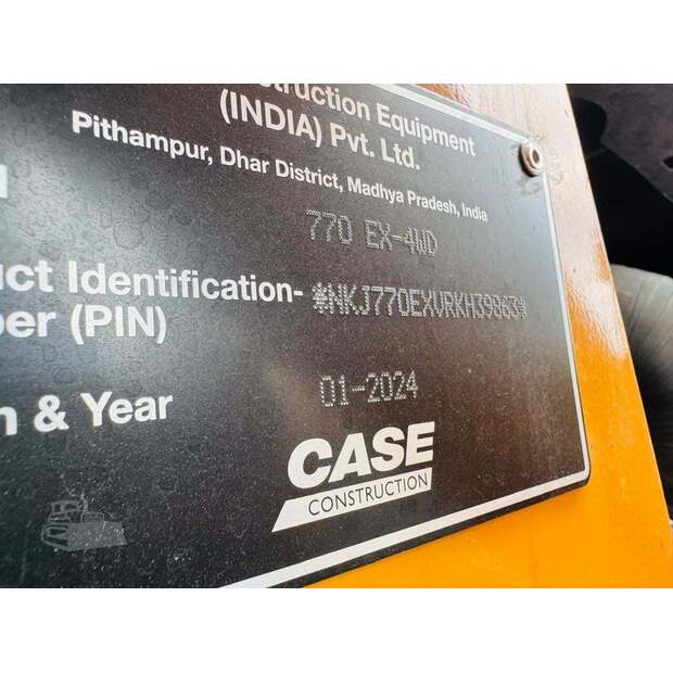 2025 CASE 770EX-48100841
