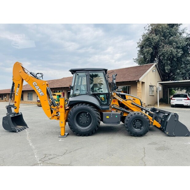 2025 CASE 770EX-48100873