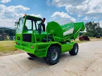 صورة ل معدات الخرسانية 2002 ميرلو DBM3500EV