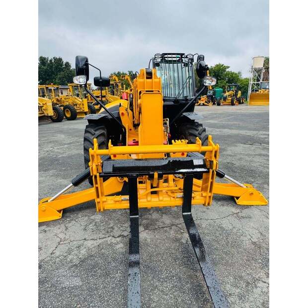 2017 JCB 540-170-48101132