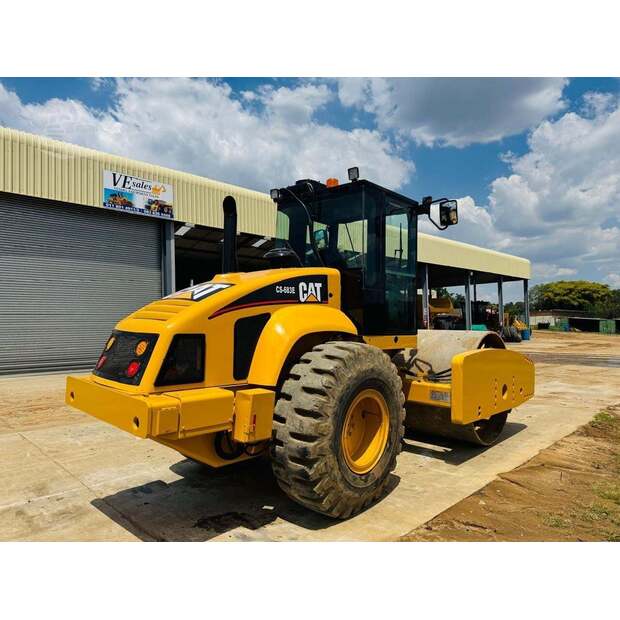 2003 كاتربيلر CS-683E-48101309