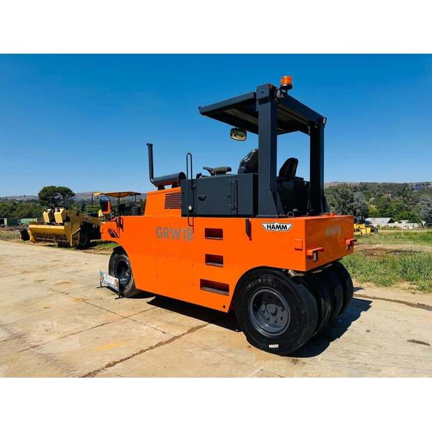 2009 HAMM GRW18-48101432