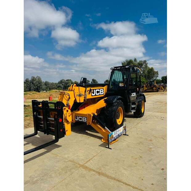 2021 JCB 540-140-48101481
