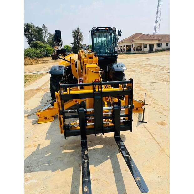 2021 JCB 540-140-48101536