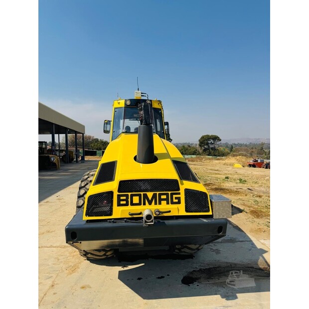 2010 BOMAG BW226DH-4-48101611