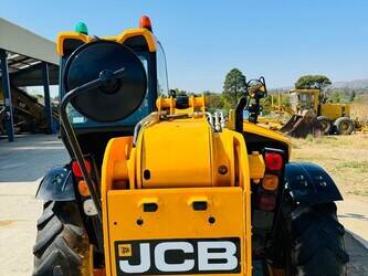 2019-jcb-535-125-1467124-48101830