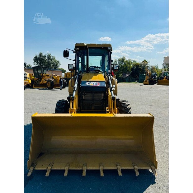 2026 Caterpillar 424-48102044