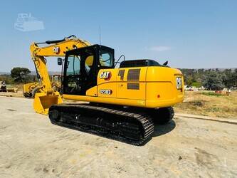 2025-caterpillar-323d3-1467136-48102066