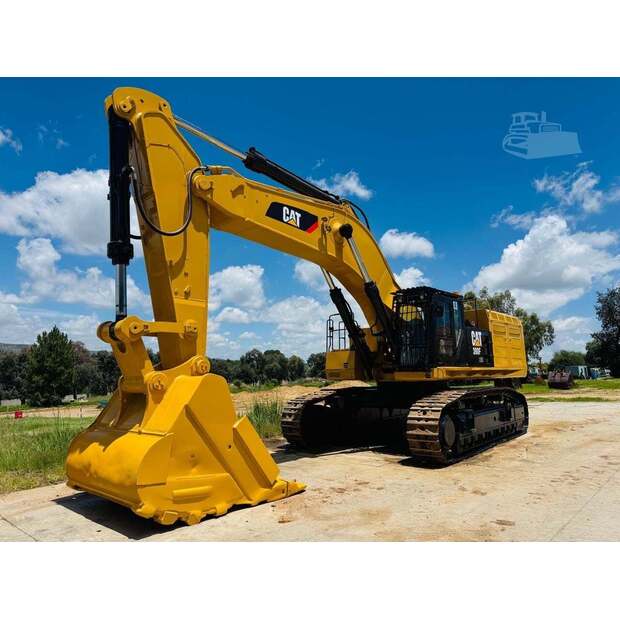 2019 كاتربيلر 390FL-48102112
