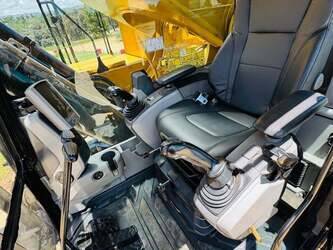 2019-caterpillar-390fl-1467138-48102125