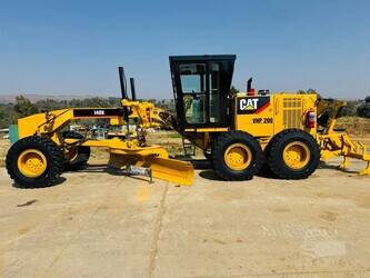 2013-caterpillar-140k-1467149-48102362