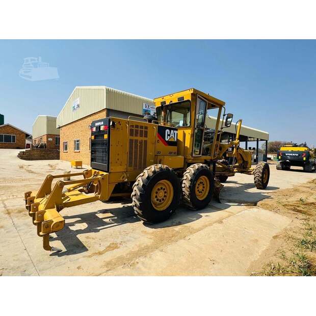 2010 Caterpillar 120K-48102396
