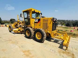 2010-caterpillar-120k-1467150-48102397