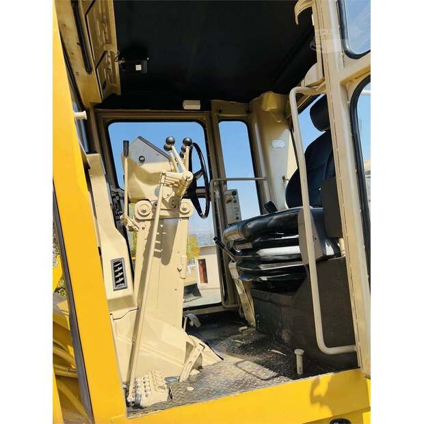 1983 Caterpillar 16G-48102449