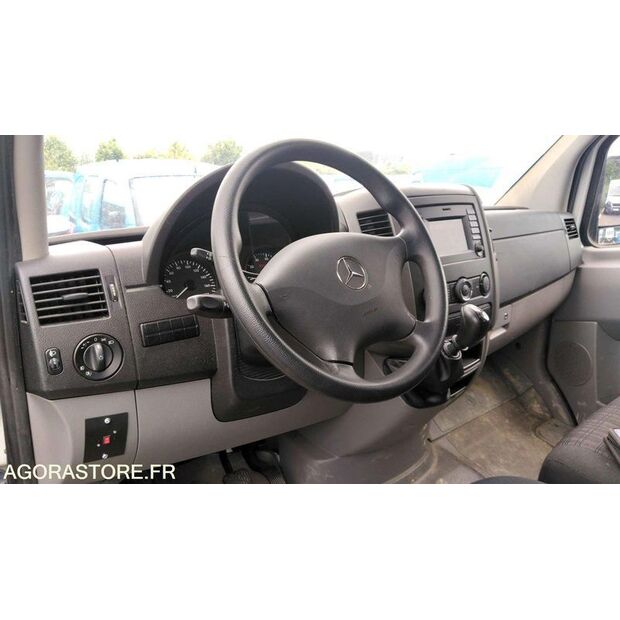 2017 Mercedes-Benz SPRINTER-48103893