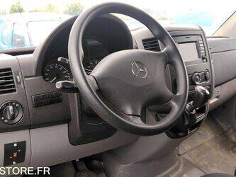 2017-mercedes-benz-sprinter-1467162-48103893