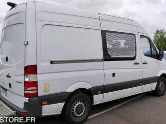 2017-mercedes-benz-sprinter-1467162-48103901