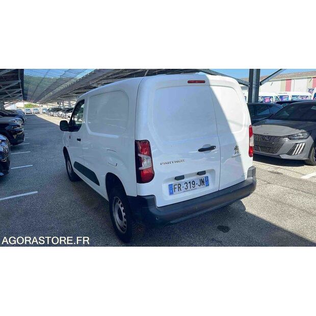 2020 Peugeot PARTNER-48104045