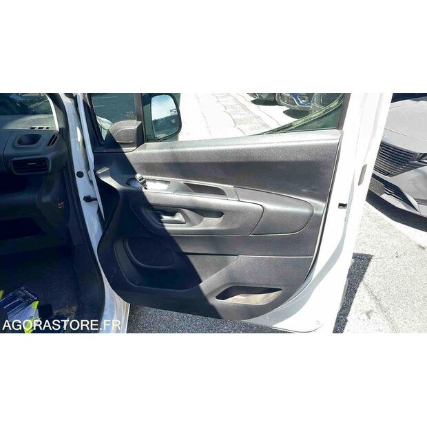 2020 Peugeot PARTNER-48104048