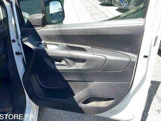 2020-peugeot-partner-1467166-48104048