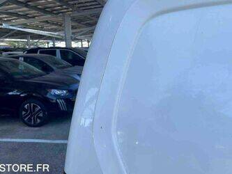 2020-peugeot-partner-1467166-48104061
